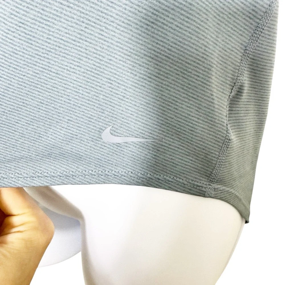 Nike Dri-FIT‎ “Just Do It” T-Back Tank Top Gray Women’s Size Small